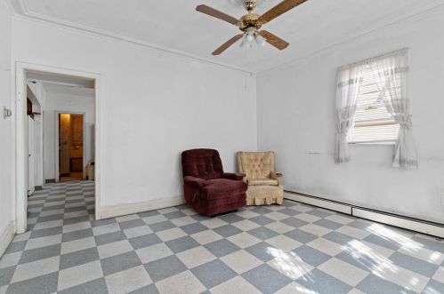 107 Penn St, Providence RI 02909-1326 exterior