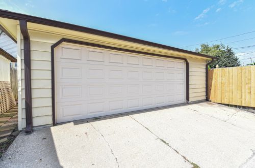 3412 9 Pl, Milwaukee WI 53215-3211 exterior