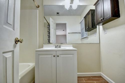 3668 Bay St, Duluth GA 30096-6366 exterior