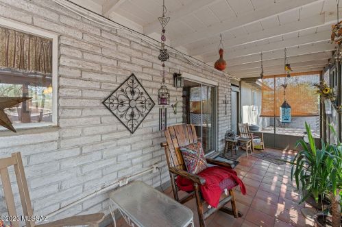 1066 Abrego Dr, Green Valley AZ 85614-3640 exterior