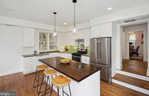 9206 Flower Ave, Silver Spring MD 20901-3438 exterior