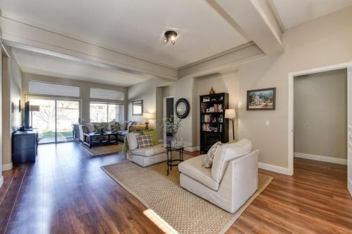 700 Diamond Glen Cir, Folsom CA 95630-3157 exterior