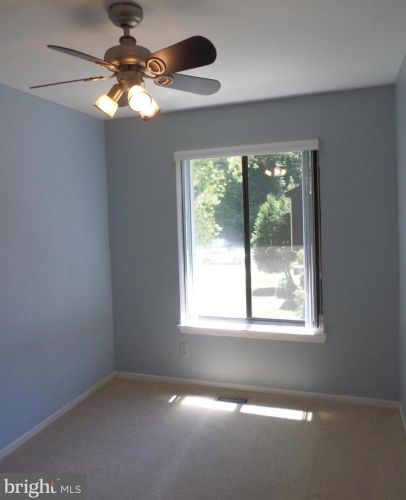 10846 Whiterim Dr, Rockville MD 20854-1779 exterior