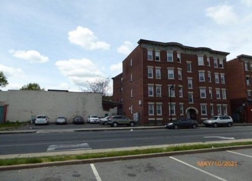 12 Hancock St, Springfield MA 01109-4311 exterior