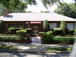 6 Fessenden St, Newton, MA 02460-1118