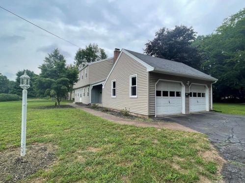 169 Dartmouth Rd, Manchester, CT 06040-6647