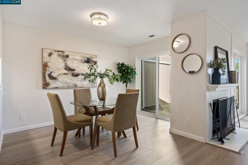 21 Emerson Dr, Mill Valley CA 94941-2212 exterior