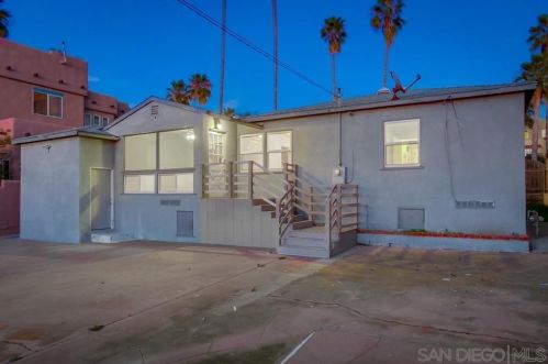 1078 Devonshire Dr, San Diego CA 92107-4038 exterior