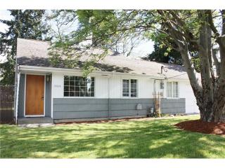 18804 33rd Ave, Seattle, WA 98155-2514