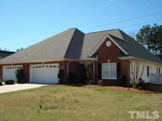 116 Glenfield Dr, Dunn, NC 28334-2859