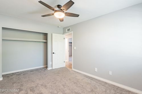 1959 Omar Dr, Tucson AZ  85704-1242 exterior