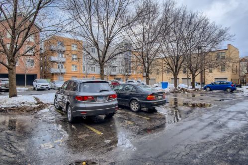 17 35th St, Chicago IL  60616-4940 exterior