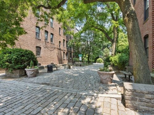 160 Prince St, Boston MA exterior