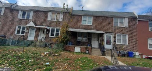 206 Broomall St, Chester PA 19013-3415 exterior