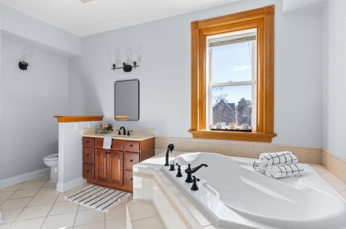 3826 Arsenal St, Saint Louis MO 63116-4803 exterior