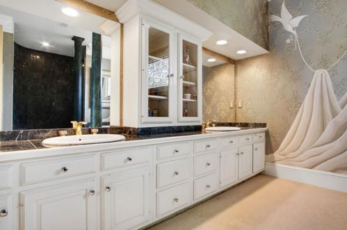 445 Darrow Dr, Duluth GA 30097-2430 exterior