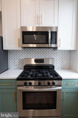 1500 Dickinson St, Philadelphia PA 19146-4757 exterior