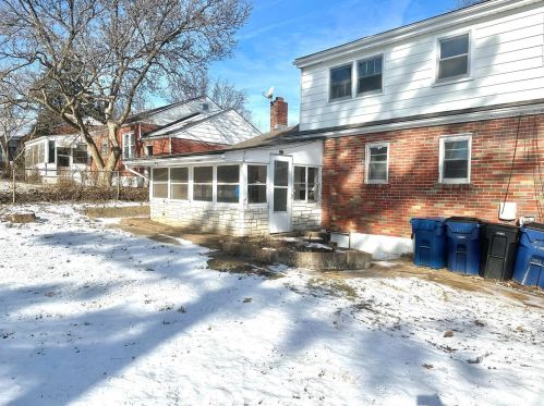 9206 Alpine Dr, Saint Louis MO 63123-4456 exterior