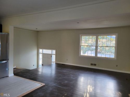 3182 Cherry Valley Dr, Atlanta GA  30316-4828 exterior