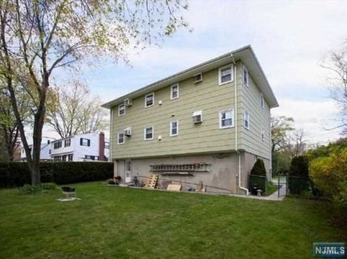 108 Hickory Ave, Tenafly NJ 07670-1547 exterior