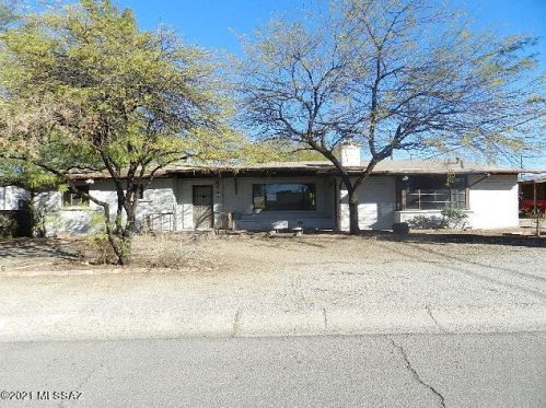 5161 6th St, Tucson, AZ 85711-2335
