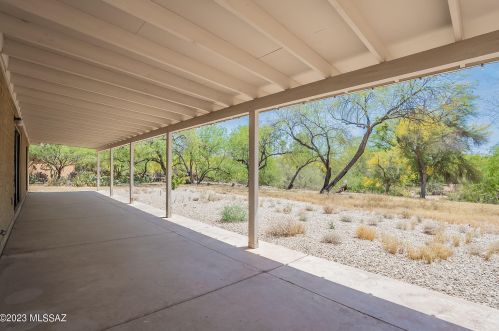 1959 Omar Dr, Tucson AZ  85704-1242 exterior