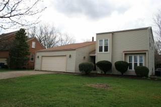 2020 Bamboo Dr, Lexington, KY 40513-1013