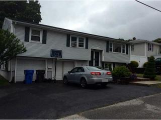 98 Hyde St, Cranston, RI 02920-6317