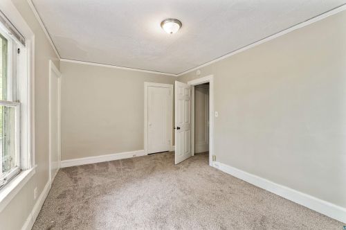 2019 6 St, Duluth MN 55806-2551 exterior