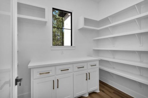 11317 Majestic Dr, Montgomery TX 77316-9662 exterior