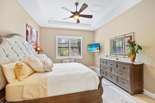 2739 Aviamar Cir, Naples FL 34114-9565 exterior