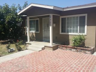 2723 Olive Ave, Fullerton, CA 92833-3541