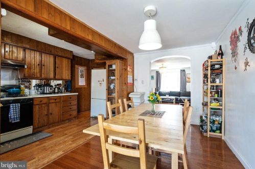 3225 Friendship St, Philadelphia PA 19149-1516 exterior