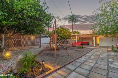 2214 7th Ave, Phoenix AZ 85007-1503 exterior