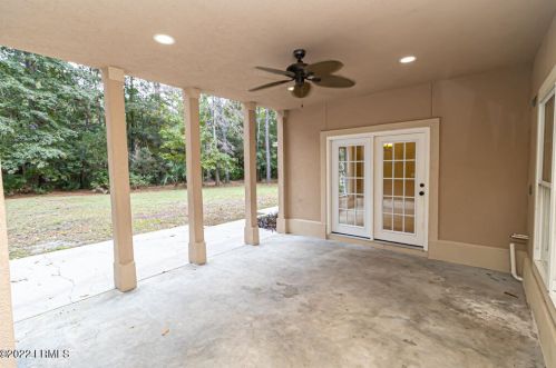 53 Confederate Ave, Bluffton SC 29910-7229 exterior