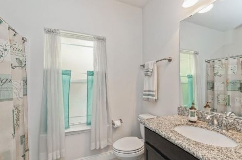 100 Magnolia Lake Dr, Defuniak Springs FL 32433-5242 exterior