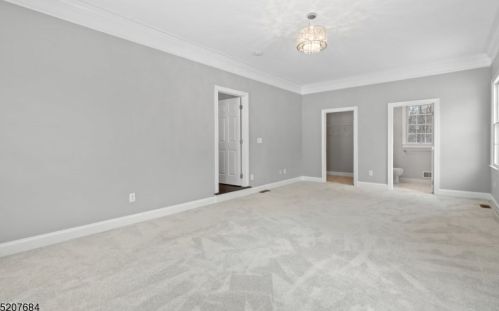 46 Morgan Dr, Sparta NJ 07871-3567 exterior