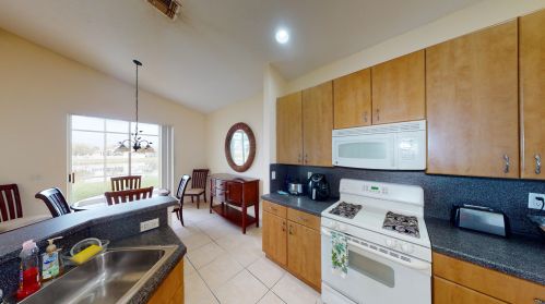 112 Berkeley Ave, Fort Pierce FL 34986-3594 exterior