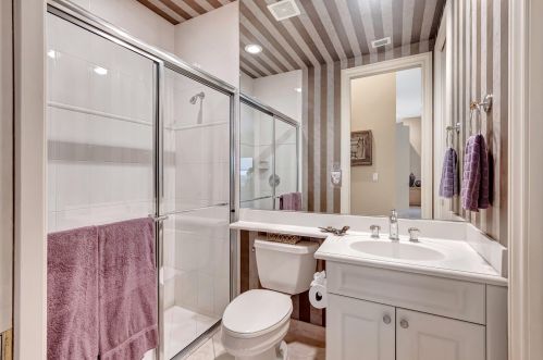 56 Is Dr, Boynton Beach FL 33435-3338 exterior