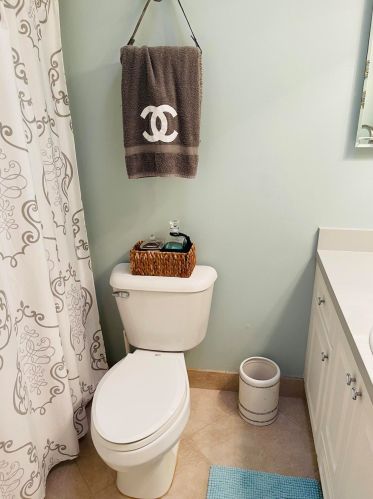 721 Calmoso Dr, Fort Pierce FL 34983-2208 exterior