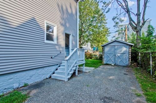 61 Euclid Ave, Springfield MA 01108-1725 exterior