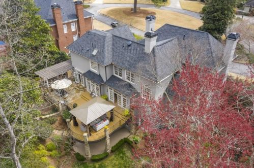 1152 Brookgate Way, Atlanta GA 30319-2881 exterior