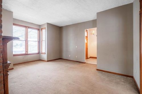 162 Plymouth St, Pittsburgh PA 15211-1232 exterior