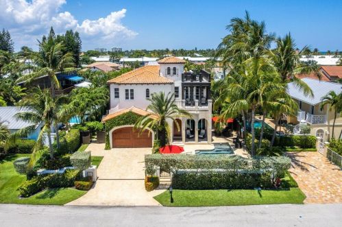 27 Hersey Dr, Boynton Beach FL 33435-7017 exterior