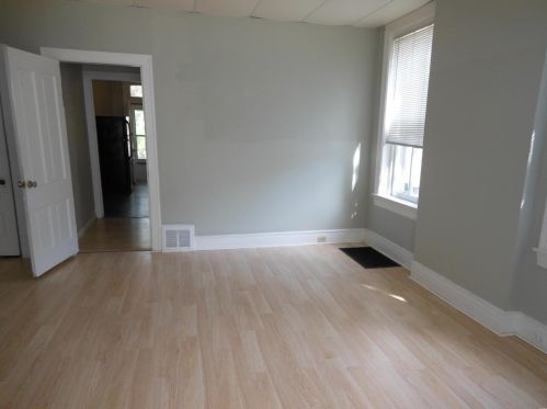 2826 Nebraska Ave, Saint Louis MO 63118-1336 exterior