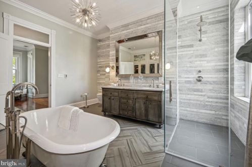 932 O St, Washington DC  20001-4265 exterior