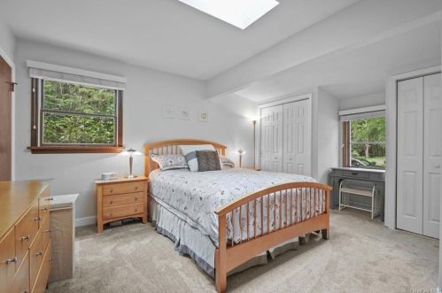 24 Tamarack Hl Dr, Poughkeepsie NY 12603-1112 exterior