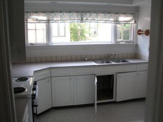 424 Dutton St, Kalamazoo MI  49007-5136 exterior