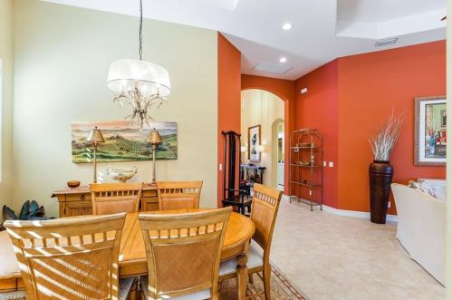 6468 Caldecott Dr, Naples FL 34113-3195 exterior