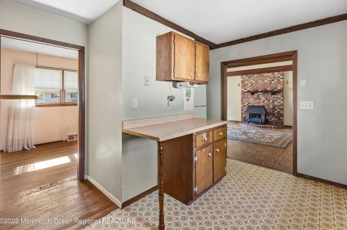 22 Castle Ave, Jackson Twp NJ 08527-2513 exterior